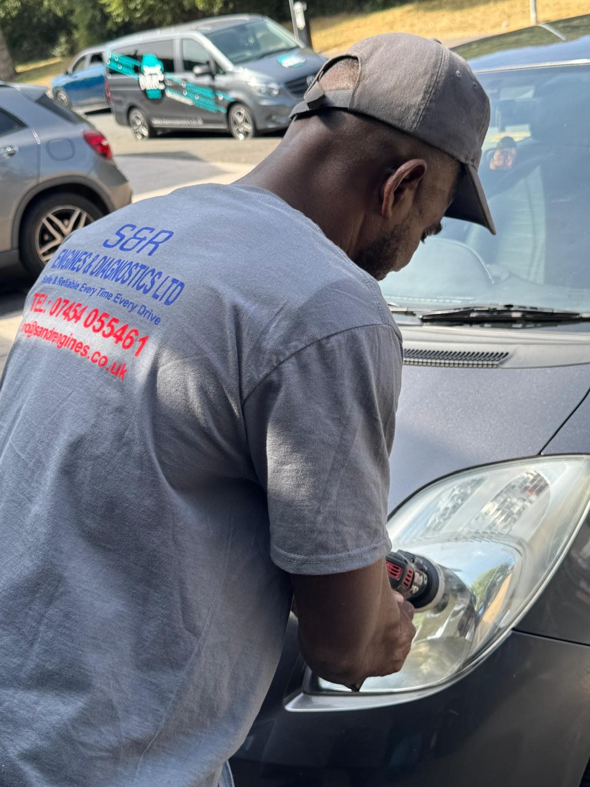 Car Headlight Restoration and Polish